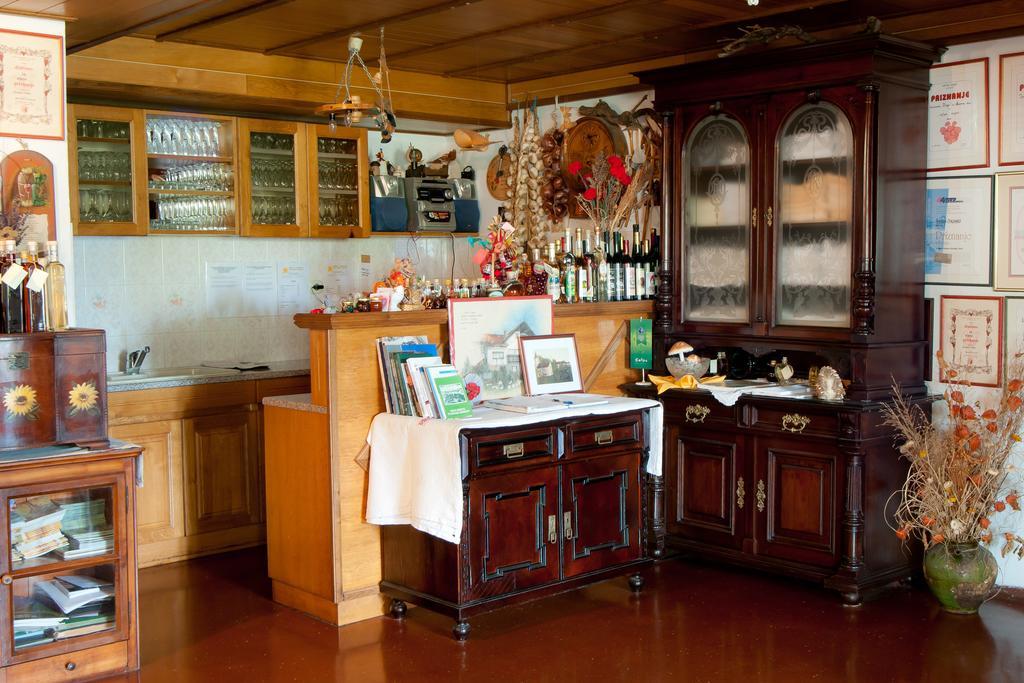 Tourist Farm Ob Izviru Krupe Βίλα Semic Εξωτερικό φωτογραφία