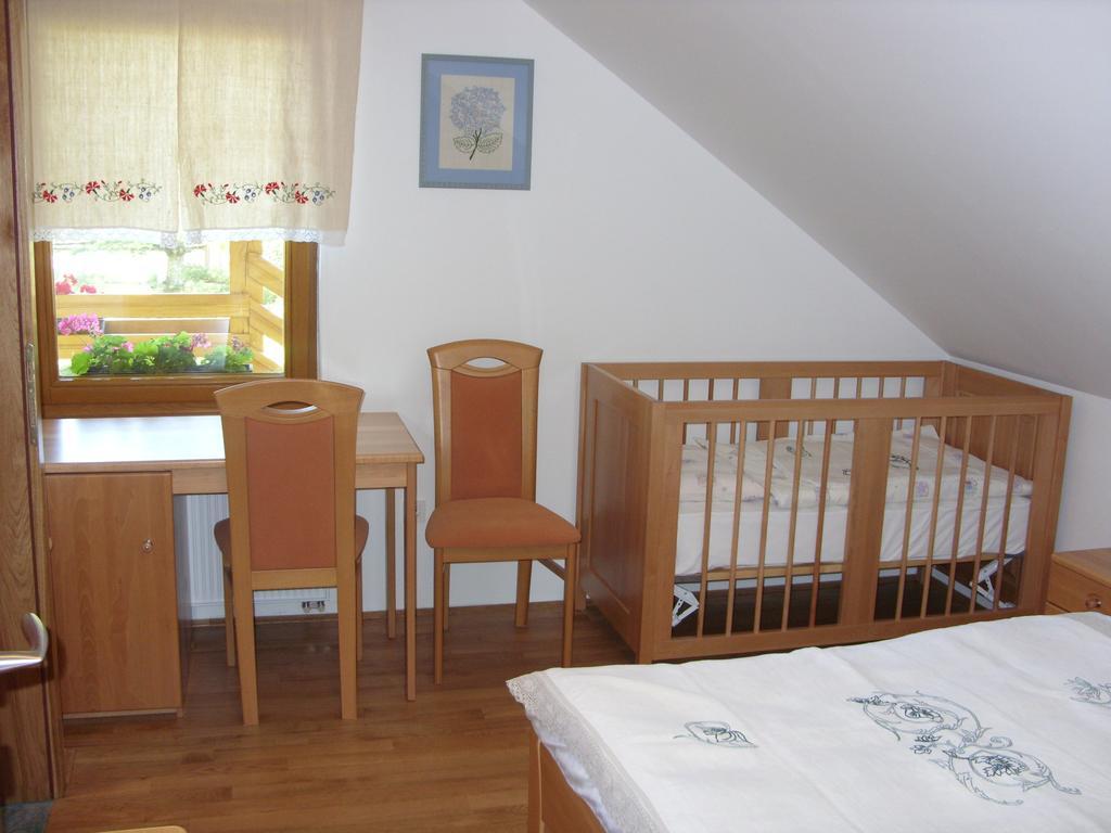 Tourist Farm Ob Izviru Krupe Βίλα Semic Δωμάτιο φωτογραφία